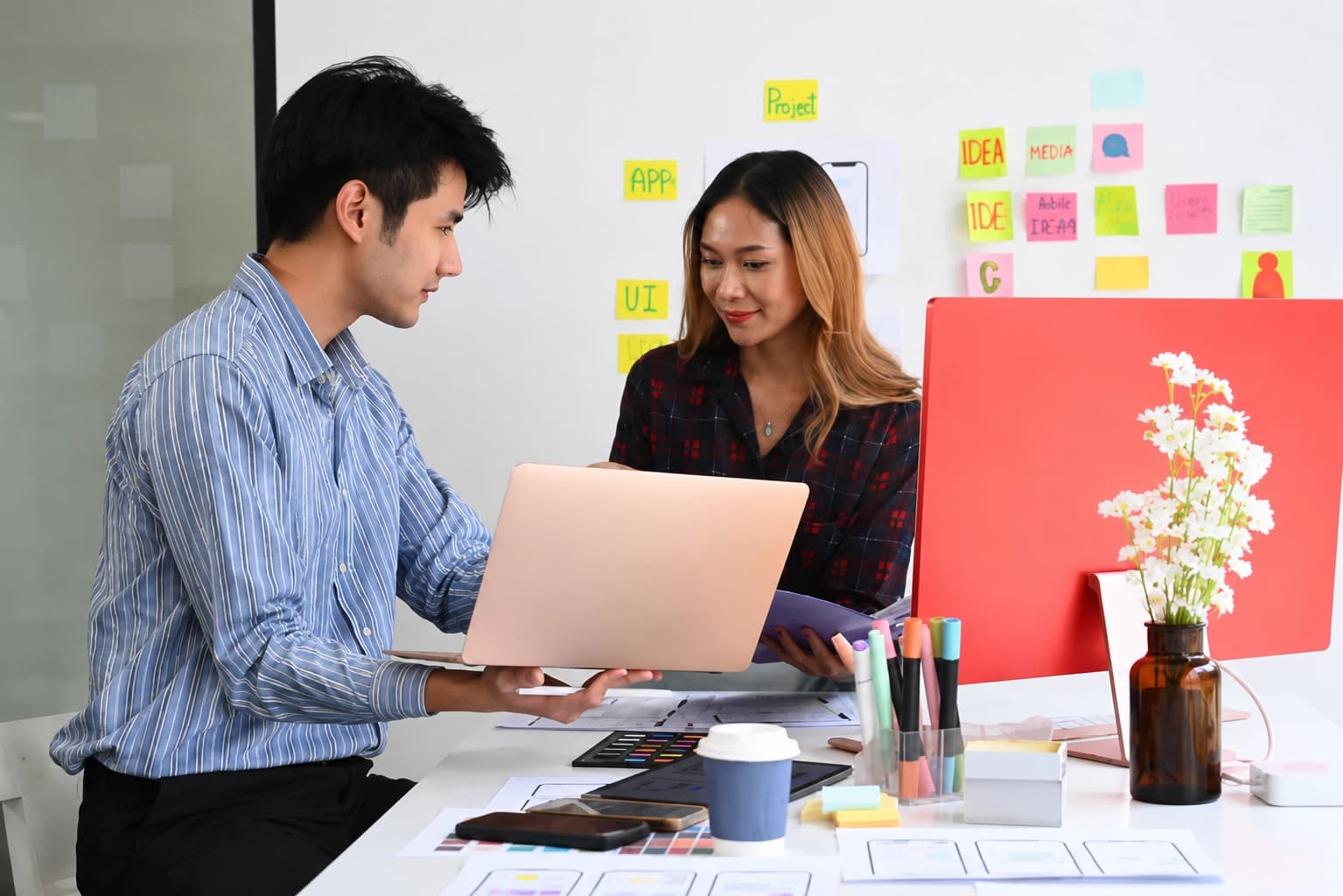 How Top Web Design Agency Singapore Builds Websites