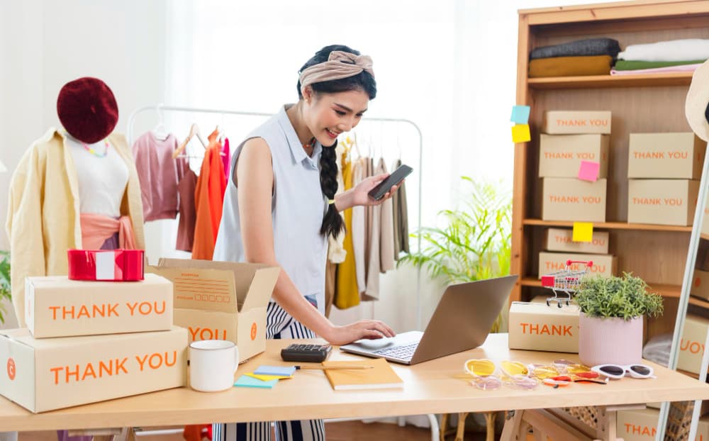 How Do Branding Services Help Startups Grow Their Market Presence?