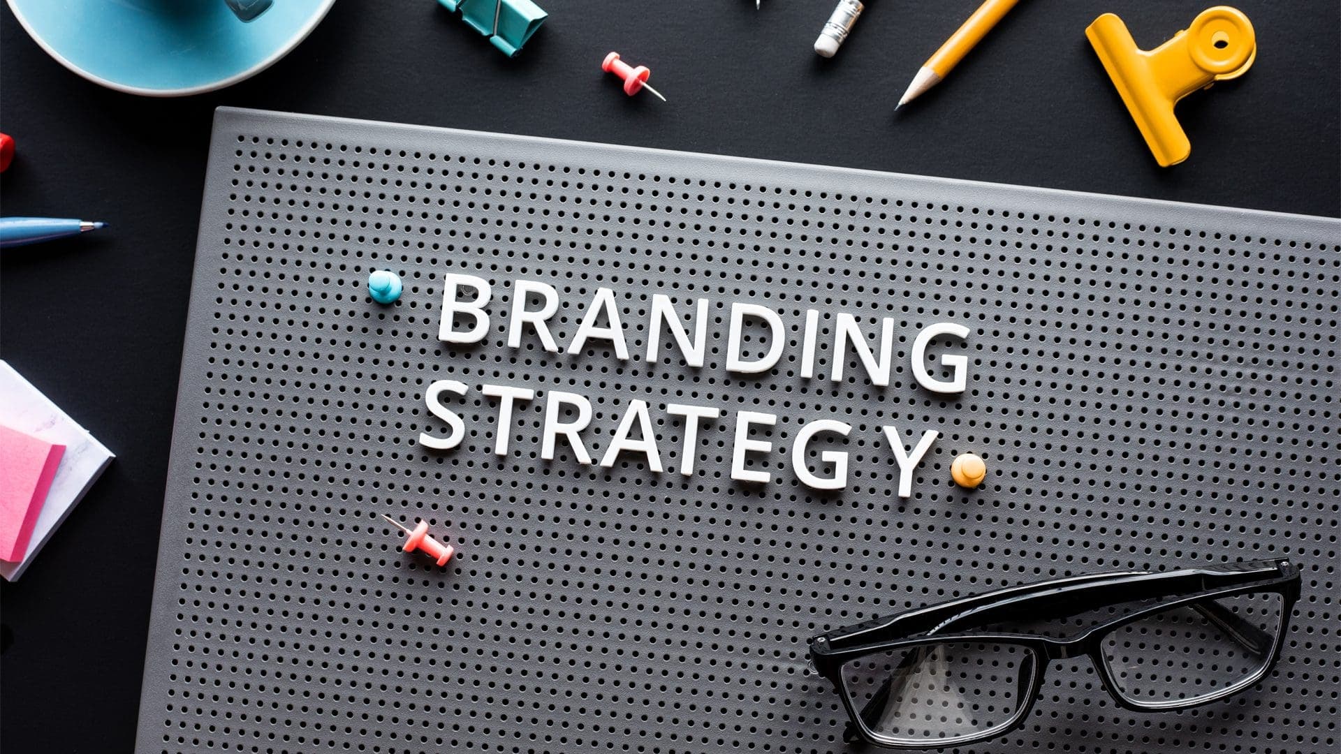 Branding vs Marketing: Key Differences Explained