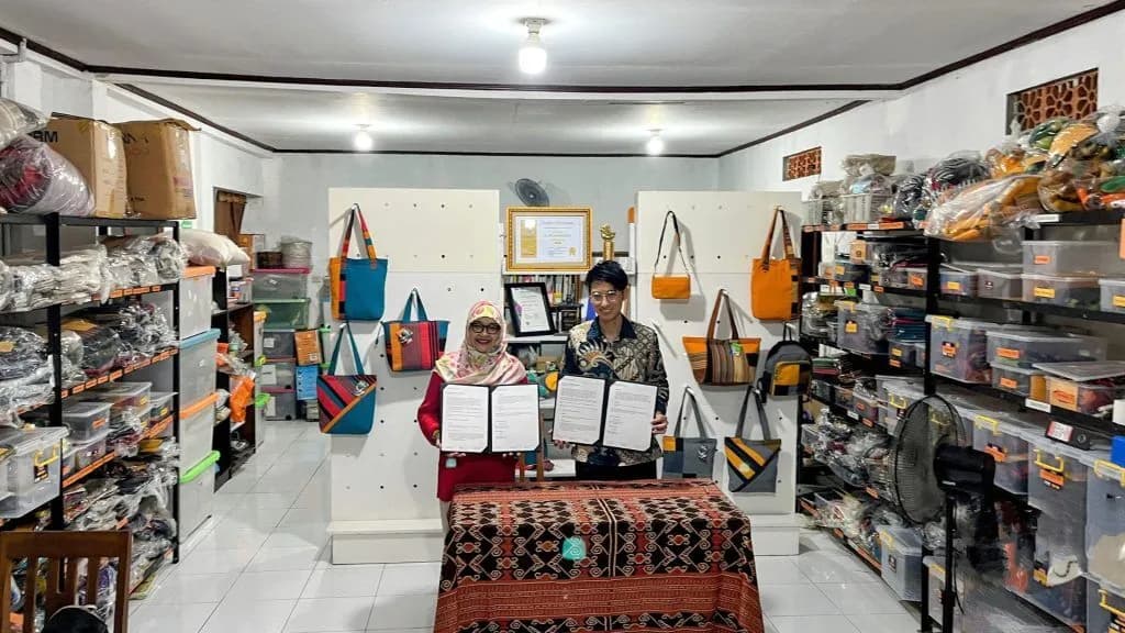 Lawe dan Creativeans Berambisi Membawa Tenun Mendunia